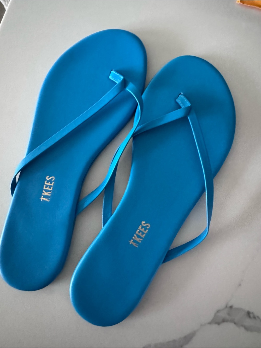 TKEES Vibrant Turquoise Slim Strap Flip Flop Sandal